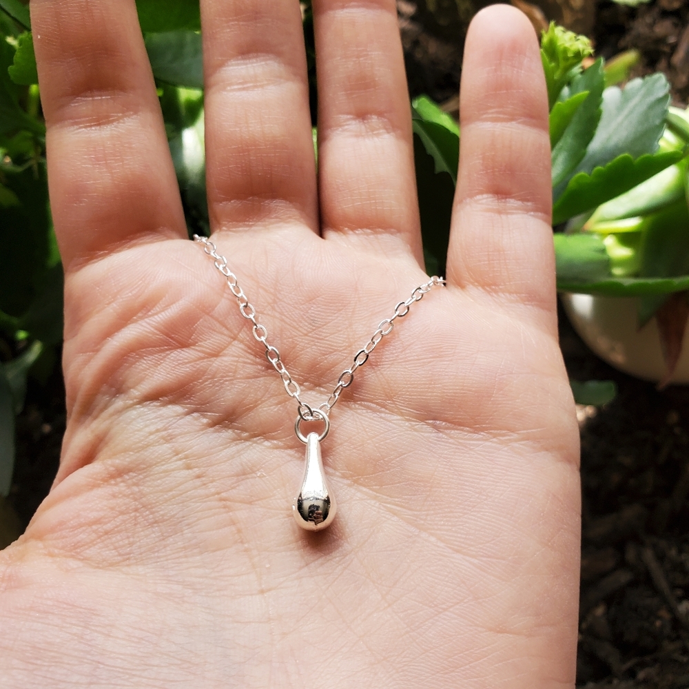 New Dainty Silver Teardrop Necklace - Picture 9 of 16